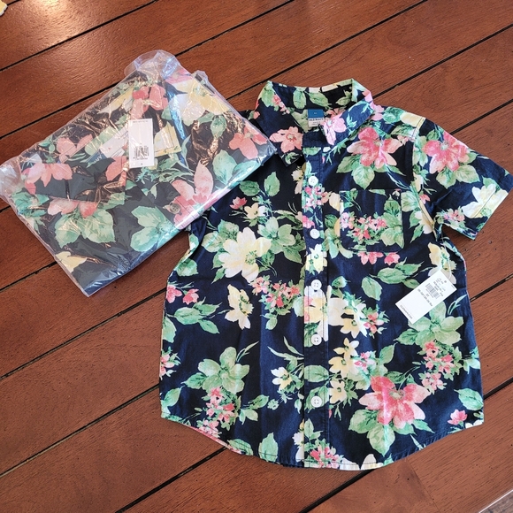 Old Navy Men's & Boys Matching Shirt - Picture 1 of 2
